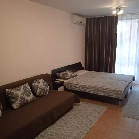 Private Studio, South Beaсh, Nessebar, Larisa Apartman