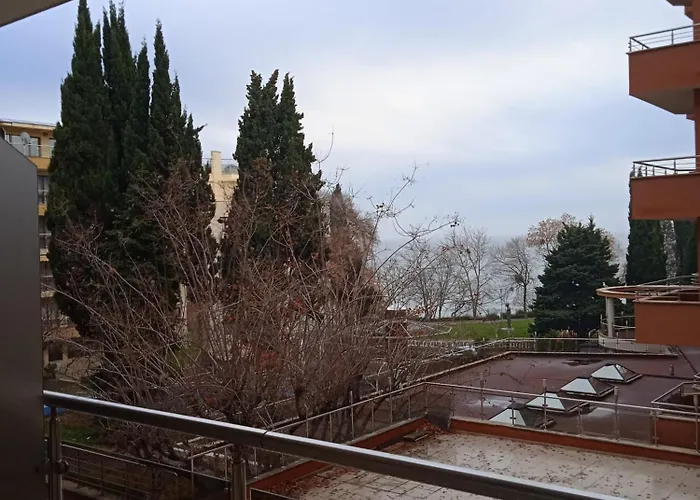 Private Studio, South Beaсh, Nessebar, Larisa Apartment