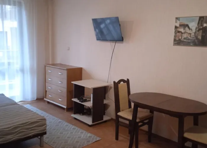 Apartment Private Studio, South Beaсh, Nessebar, Larisa